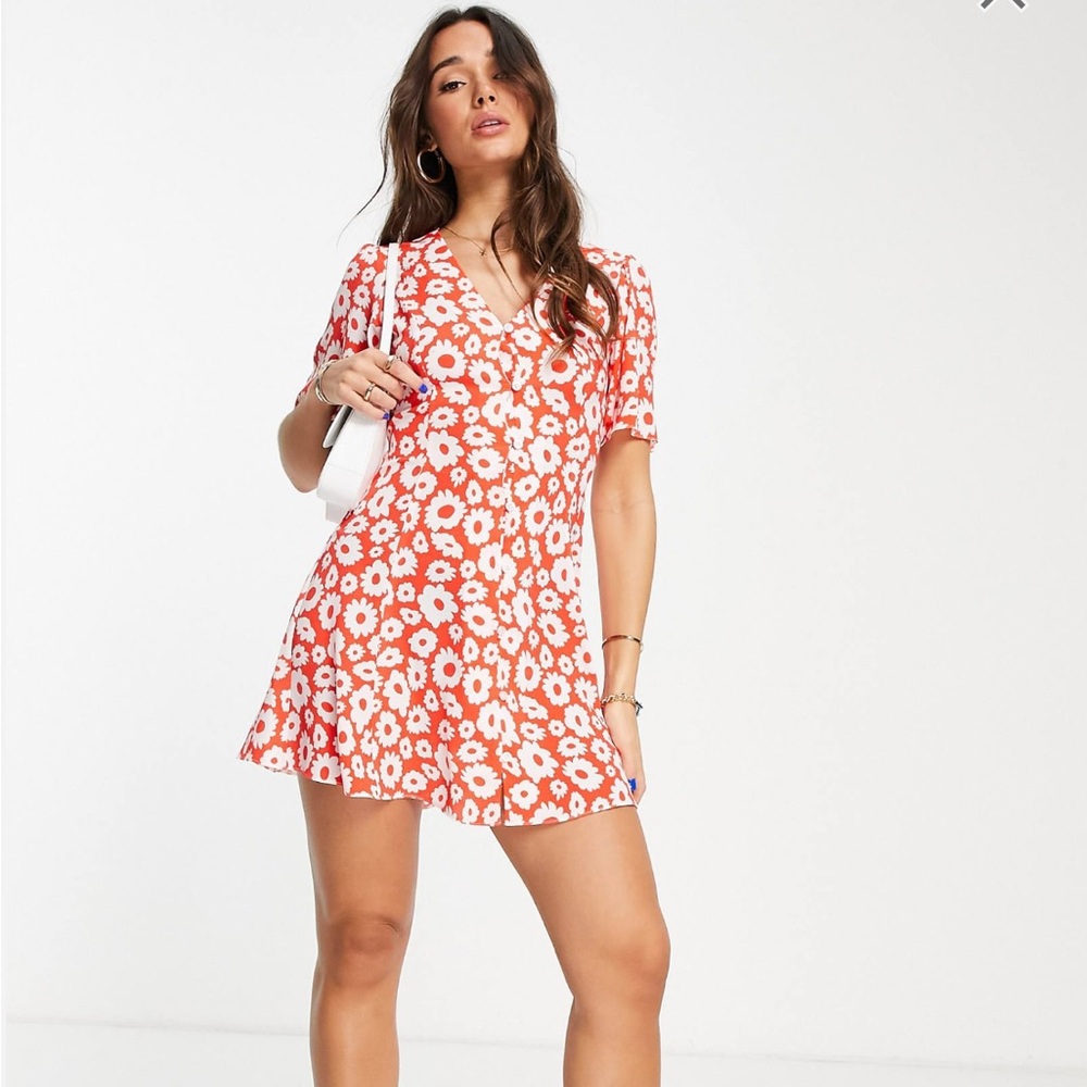 ASOS FLOWER BUTTON DOWN DRESS - Picture 4 of 7